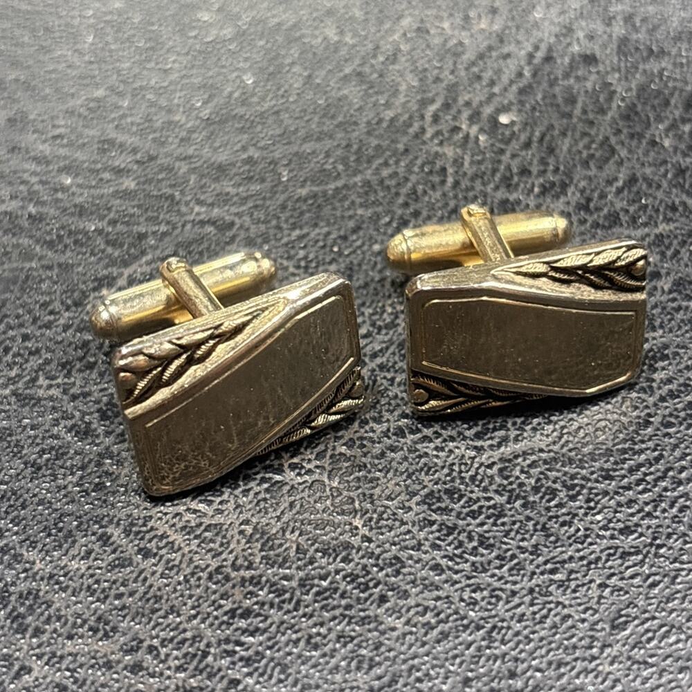 Vintage Gold Tone Engraved Cufflinks Mid Century Men's Formal Jewelry Pair